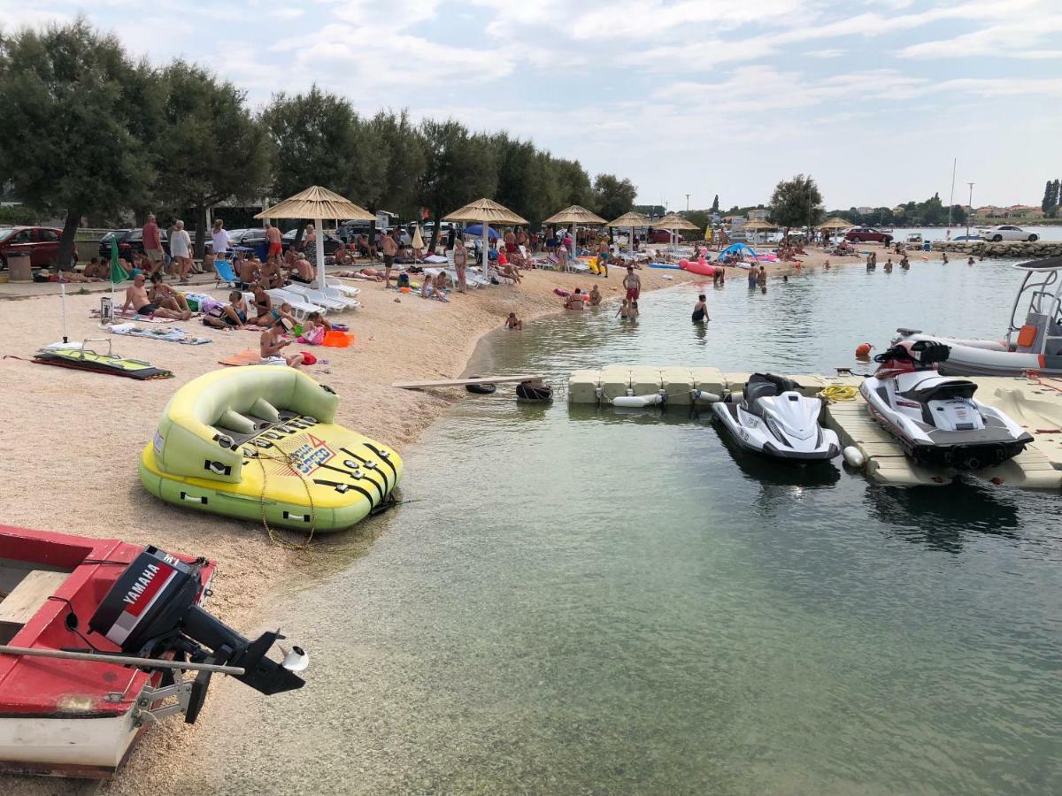 Apartmani Misak Vrsi Luaran gambar
